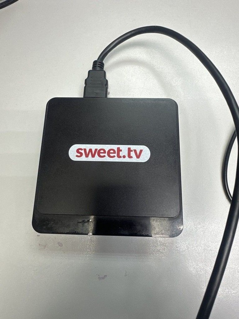 Купити Inext sweet.tv box ultra hd 1/8 gb Б/У