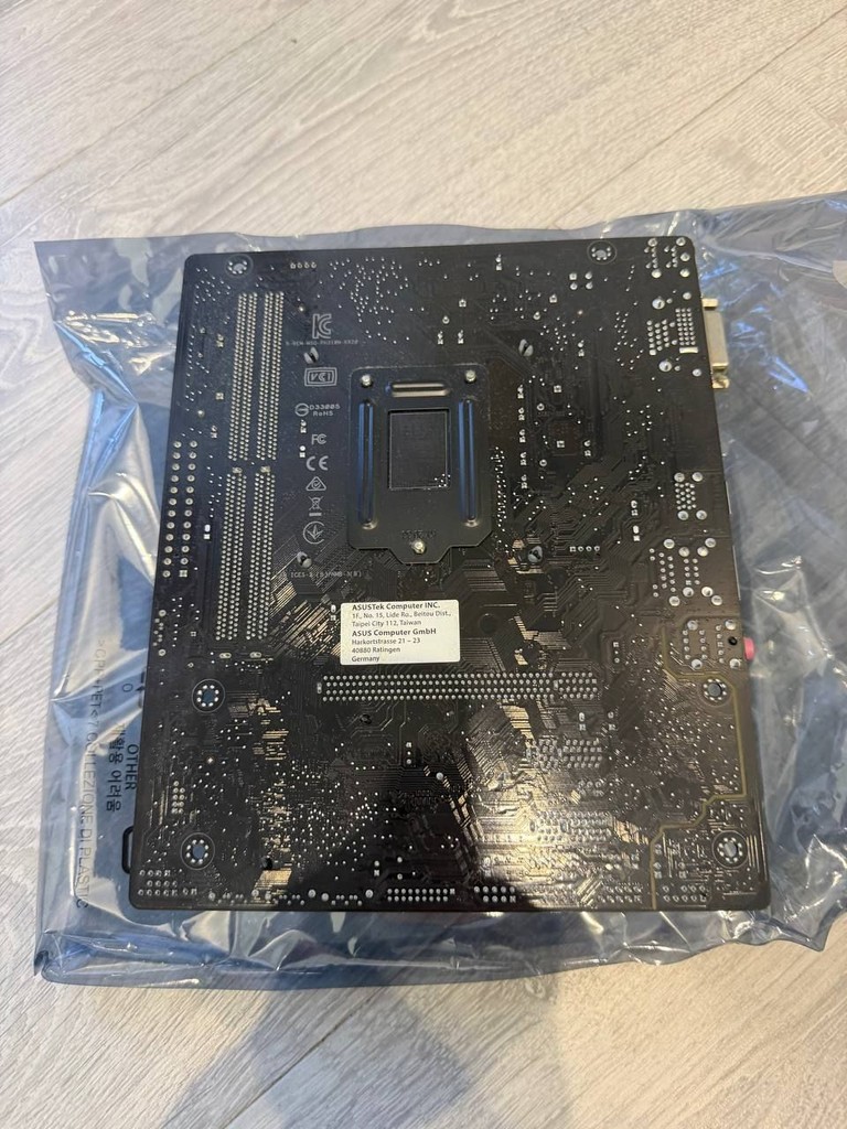 Дешево Asus H310M-K R2.0, Intel Core i5-9400F, Goodram DDR4 16GB 2666MHz, Кулер Intel,GameMax 500W, БП AeroCool 700W з ломбарду