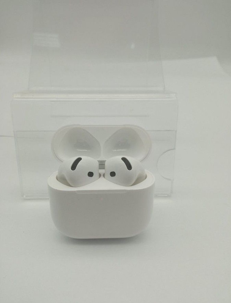 Купити Apple airpods 4 with active noise cancellation Б/У