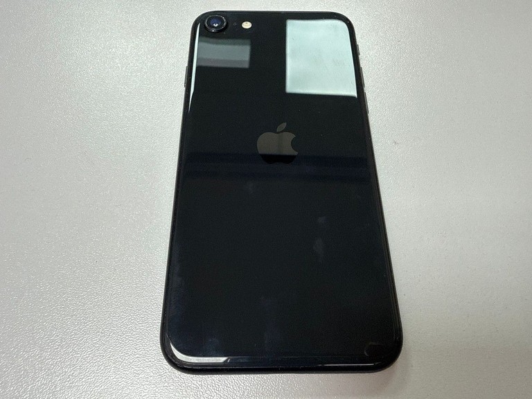 Дешиво Apple iPhone SE 2020 64GB Black Slim Box (MHGP3) с ломбарда