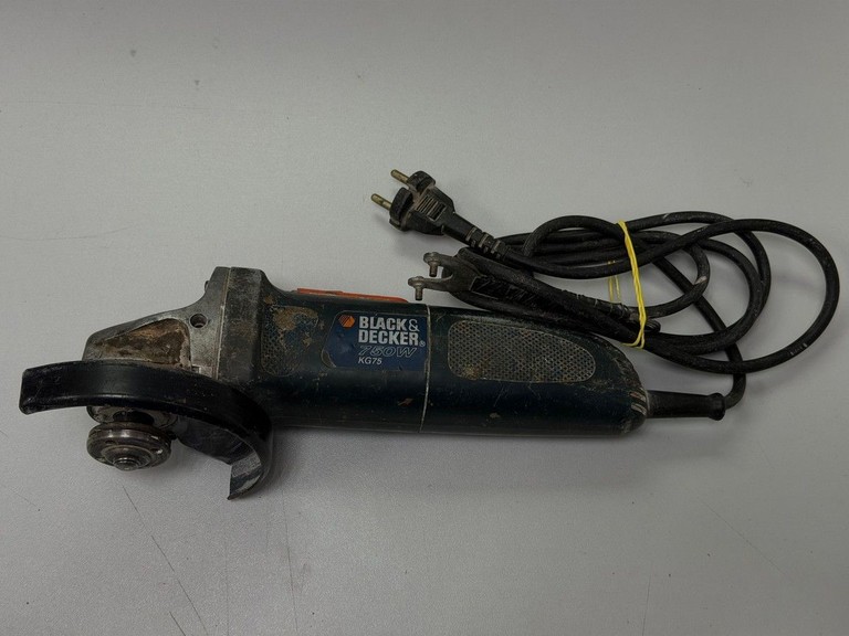 Купити Black&Decker kg75 Б/У