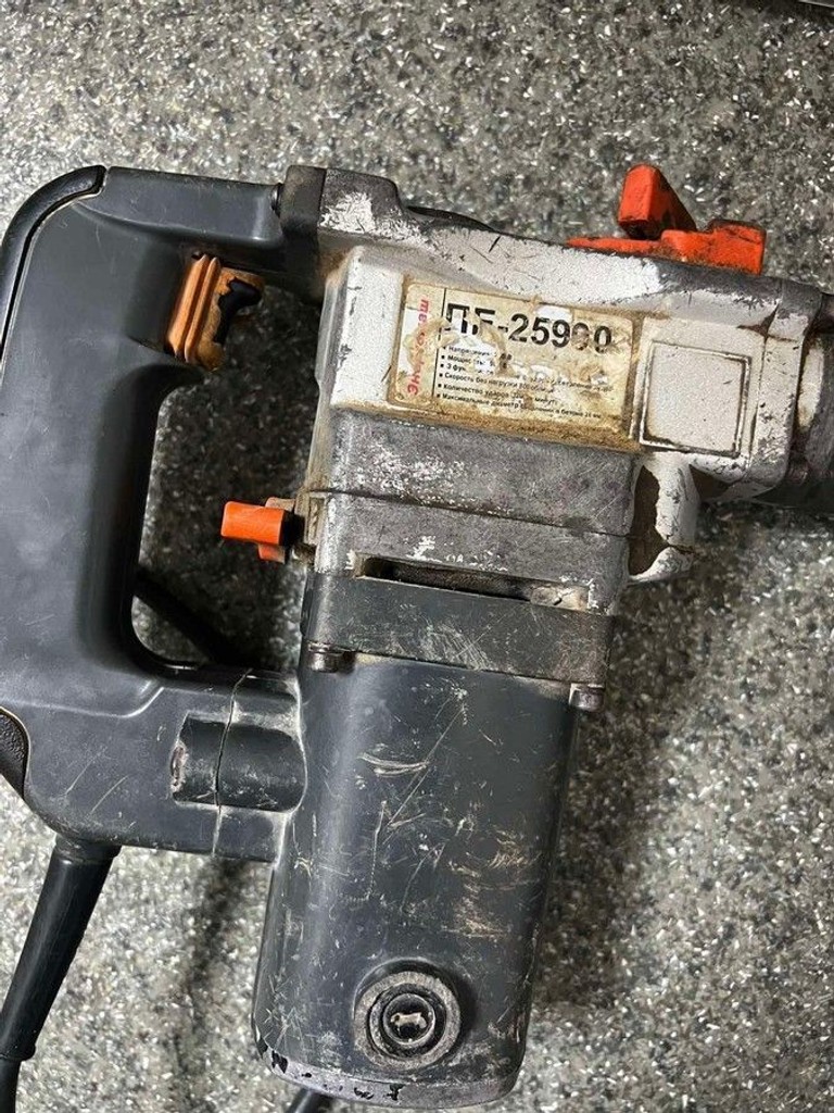 Дешево Енергомаш пе-25900 з ломбарду
