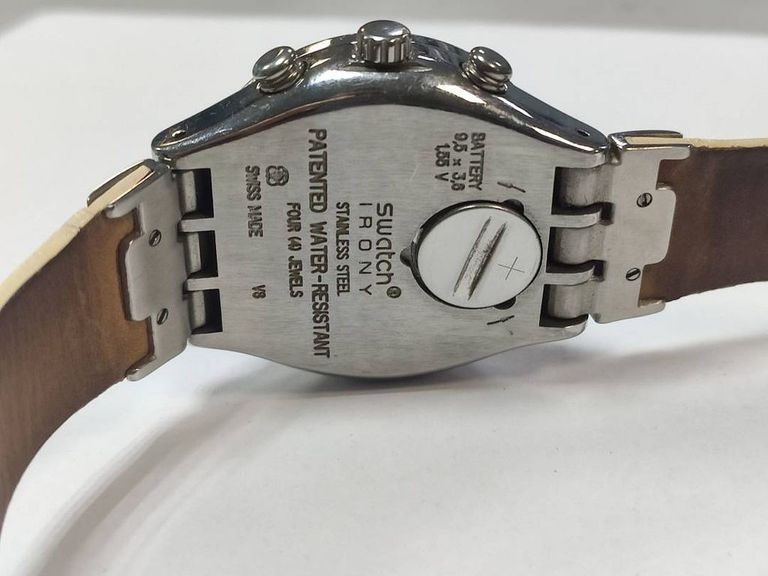 Дешево Swatch iron з ломбарду