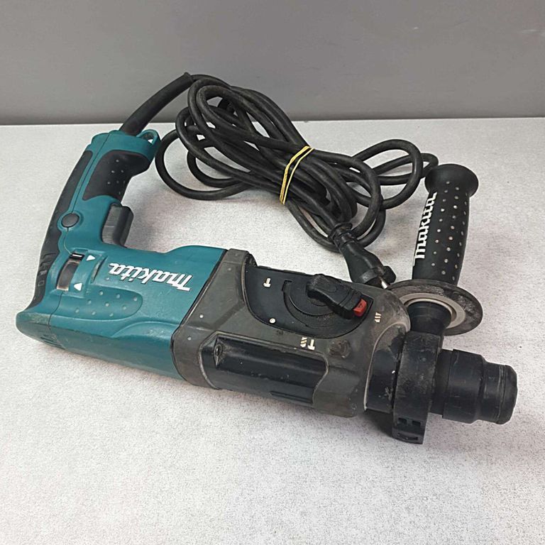 Makita HR2470