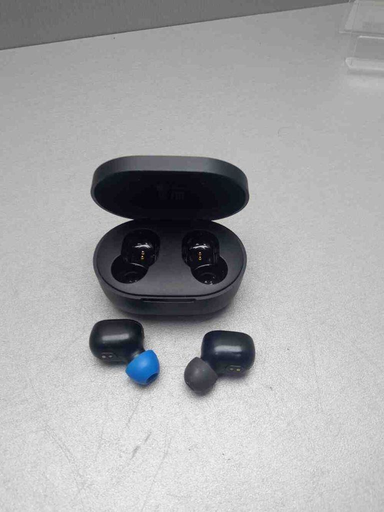 Купити Xiaomi mi true wireless earbuds basic 2s black twsej07ls / мах200 Б/У