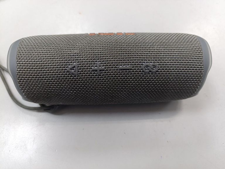 Дешиво Jbl flip 6 с ломбарда