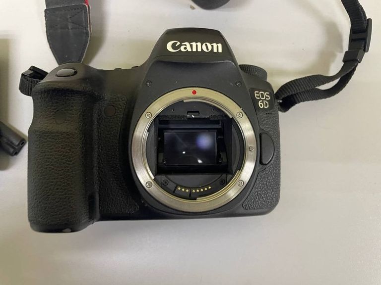 Canon eos 6d body