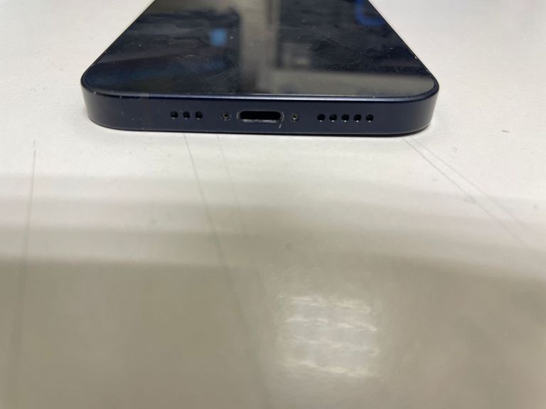 Apple iPhone 12 256GB (PRODUCT)RED Код:01-200564637. Изображение 7