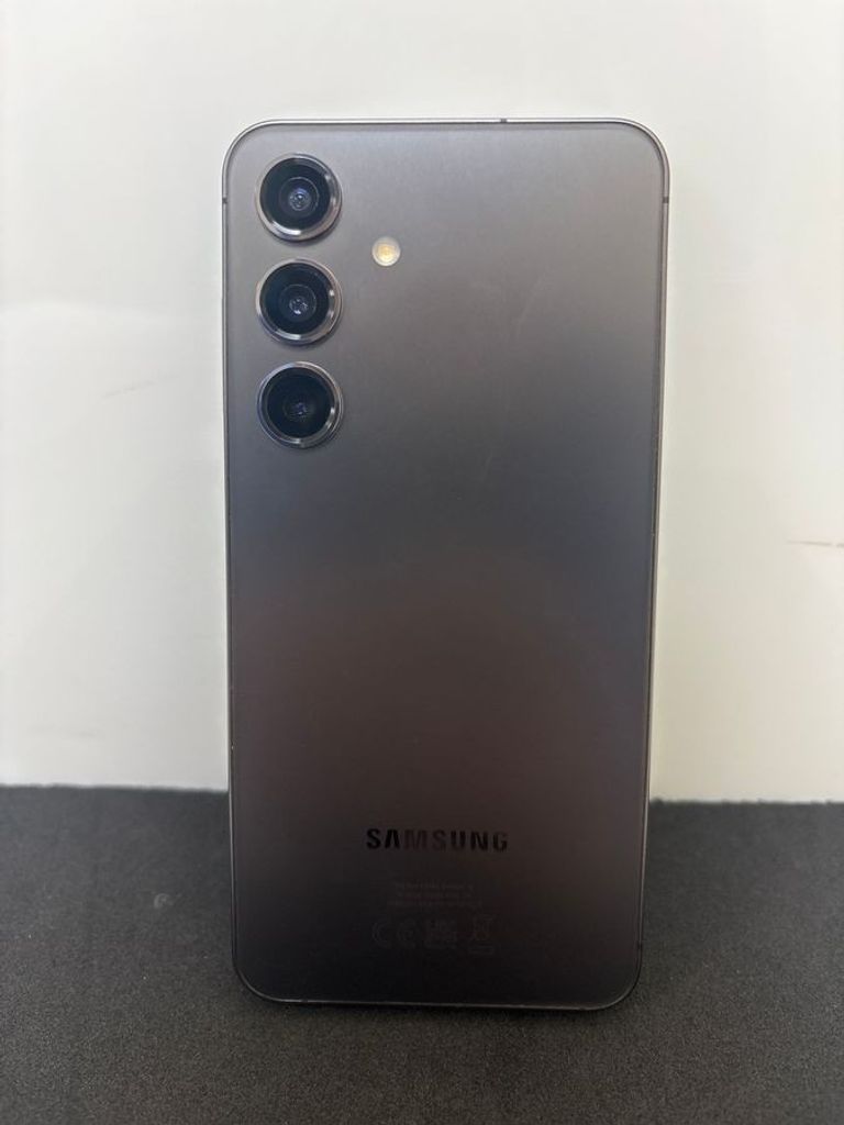 Объявление Samsung galaxy s24 fe 8/128gb Б/У