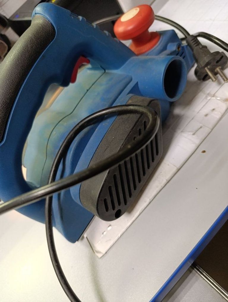 Дешиво Wiwu без моделі с ломбарда