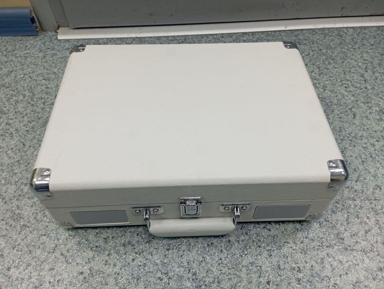 Купити Crosley cruiser deluxe cr8005 Б/У