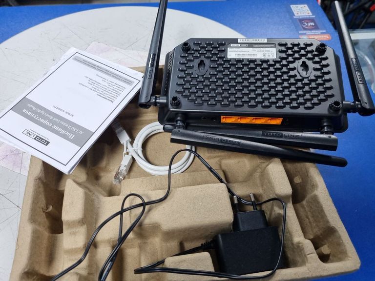 Дешиво Totolink A3300R с ломбарда