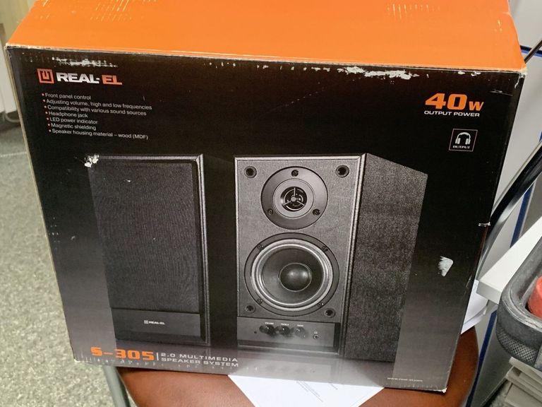 Дешево Real-el S-305 Black з ломбарду