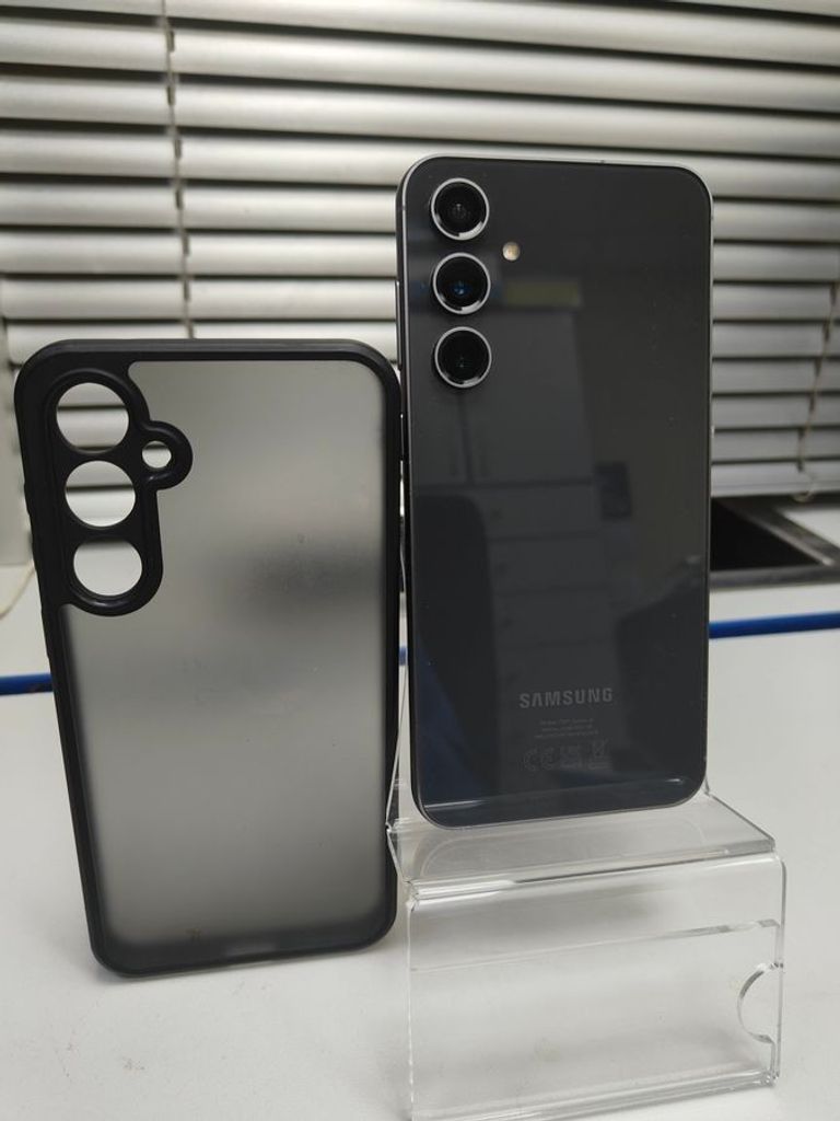 Купити Samsung galaxy s23 fe sm-s711b 8/128gb Б/У