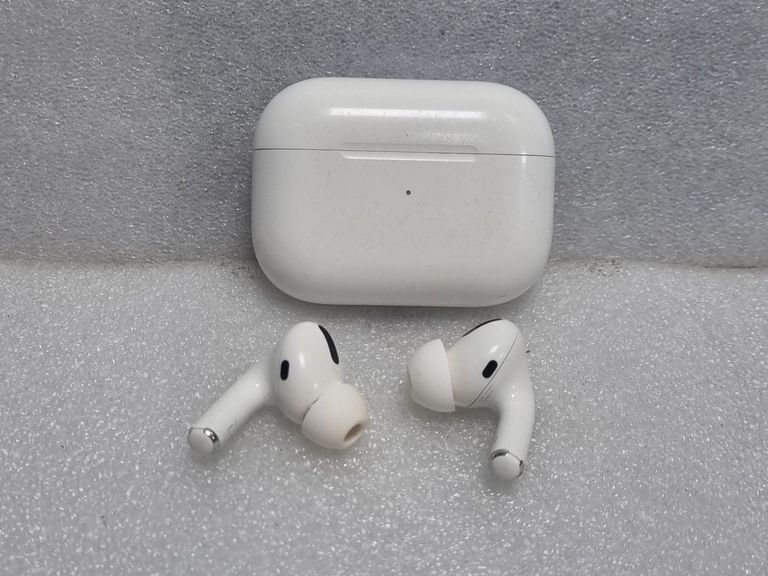 Объявление Apple AirPods Pro (MWP22) Б/У