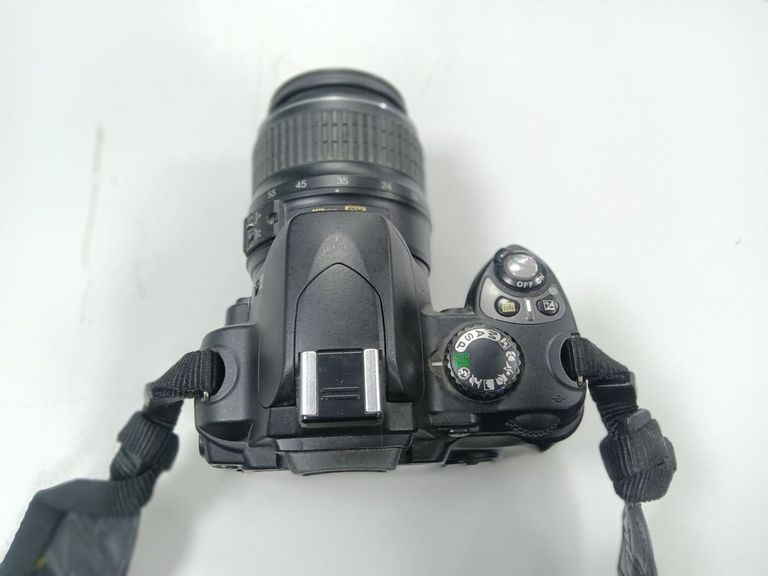 Дешиво Nikon d40x + af-s dx nikkor 18-55mm f/3,5-5,6g2 ed с ломбарда