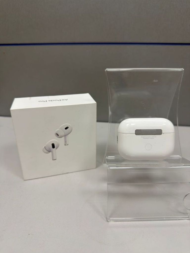 Apple airpods pro 2nd generation with magsafe charging case usb-c Код:01-200846049. Зображення 5