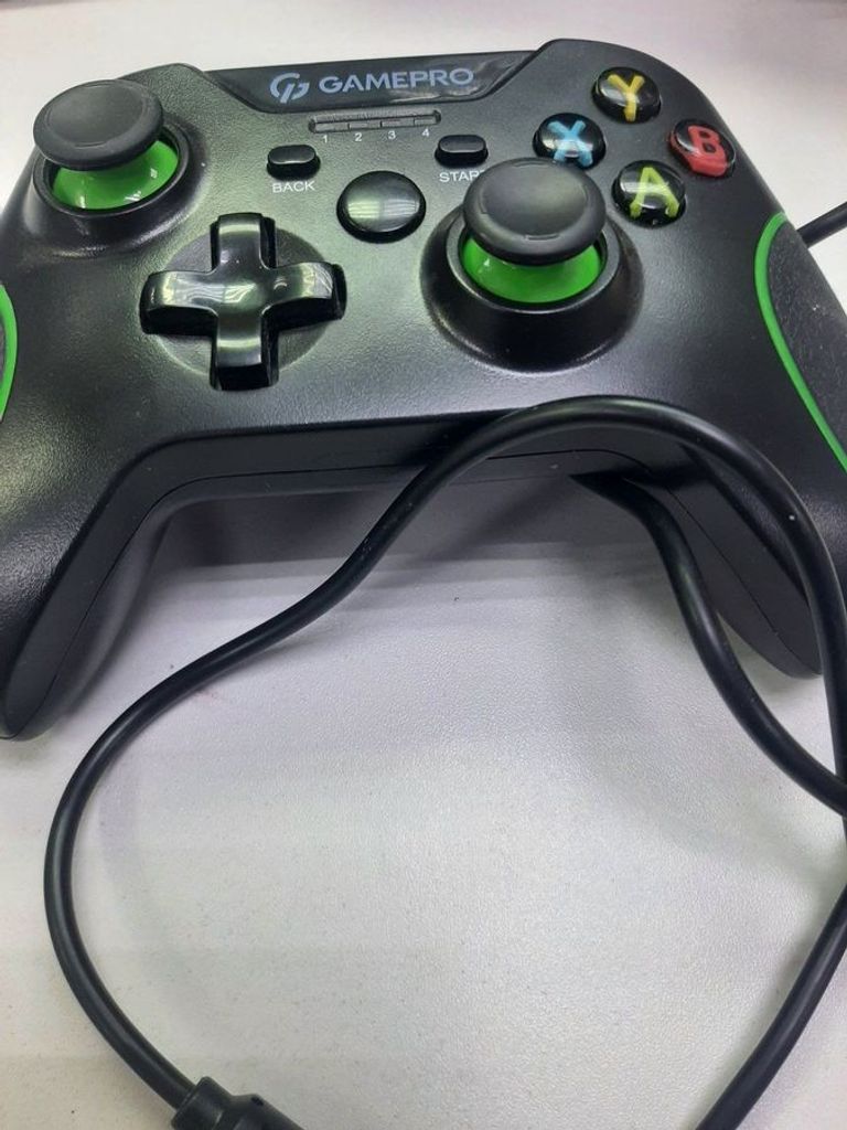 Дешево Gamepro mg450b-green з ломбарду