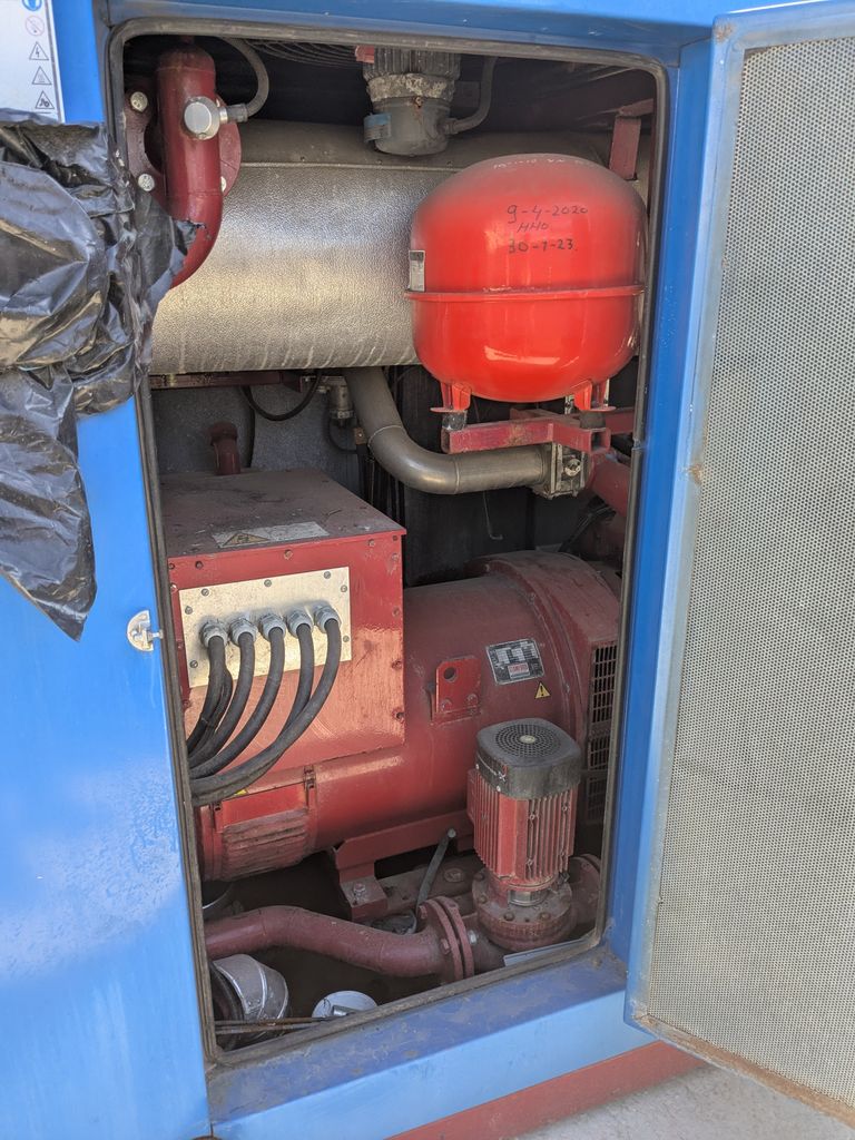 Дешево Powertech 165 (на базі MAN) з ломбарду