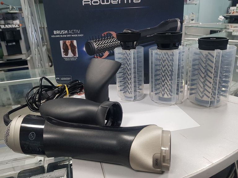 Купити Rowenta Renewal Brush Active UB9540F0 Б/У