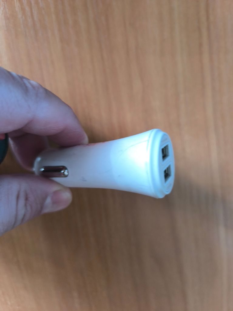 Купити США 3.1A 12W Автомобільна зарядка в прикурювач USB зарядний пристрій авто на 2 порта подвійна для планшета і телефона Б/У