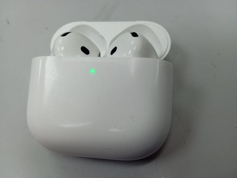 Оголошення Apple airpods 4 Б/У
