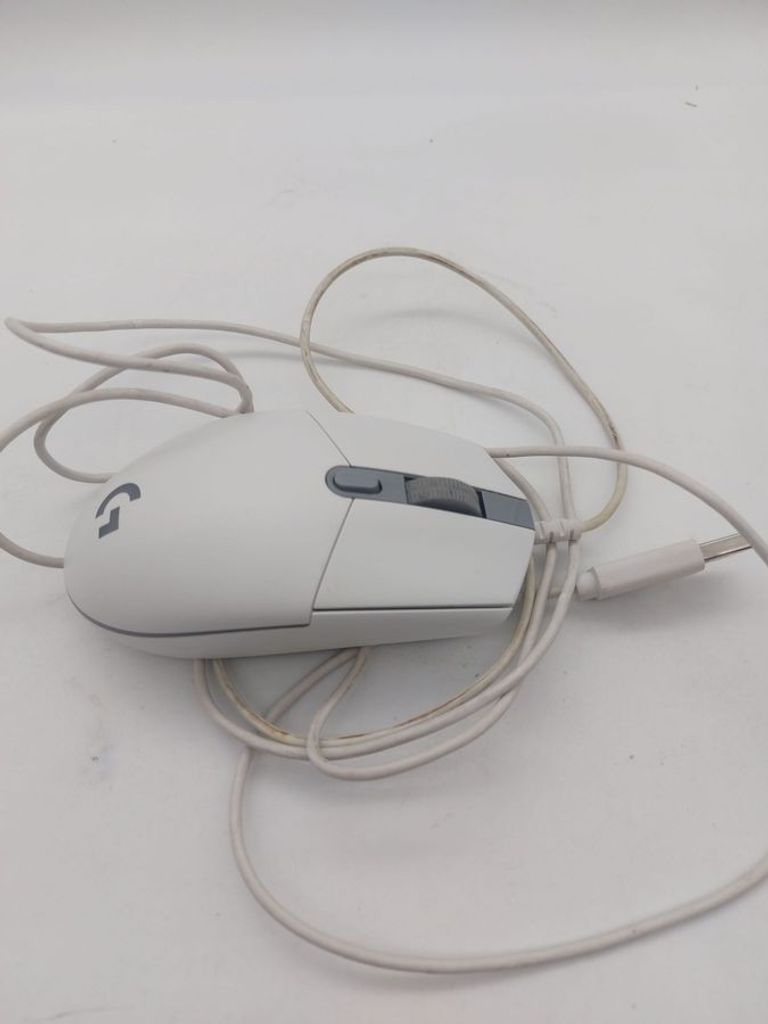 Купить Logitech g203 gaming lightsync rgb Б/У