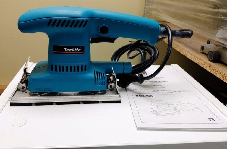 Дешево Makita bo3700 з ломбарду