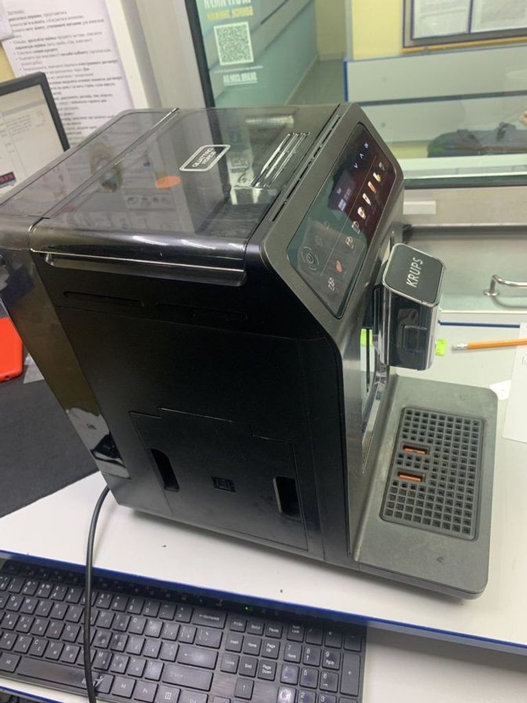 Дешиво Krups EA895N10 с ломбарда