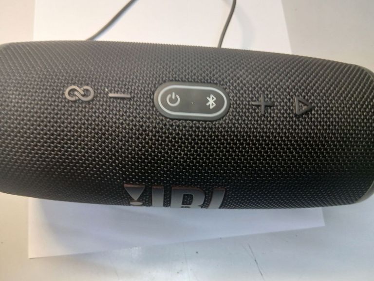 Оголошення Jbl charge 5 Б/У