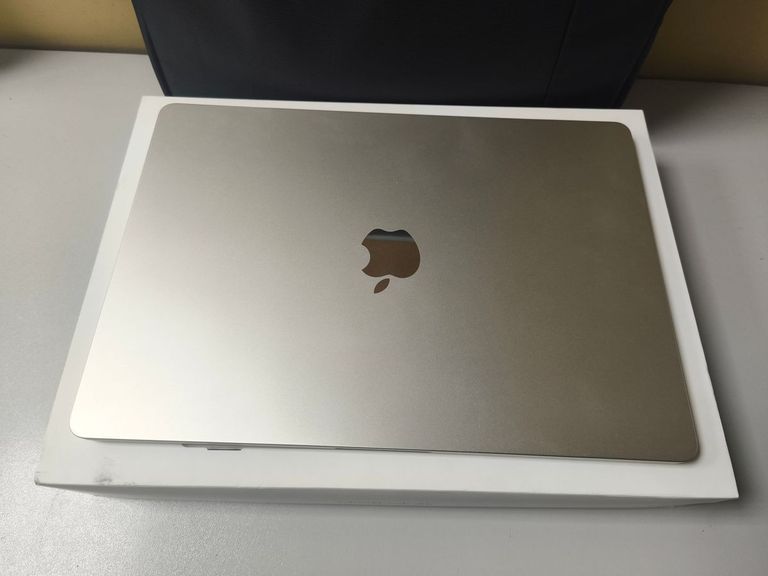 Розпродаж Apple macbook air 15" m3 2024, продавець Техноскарб