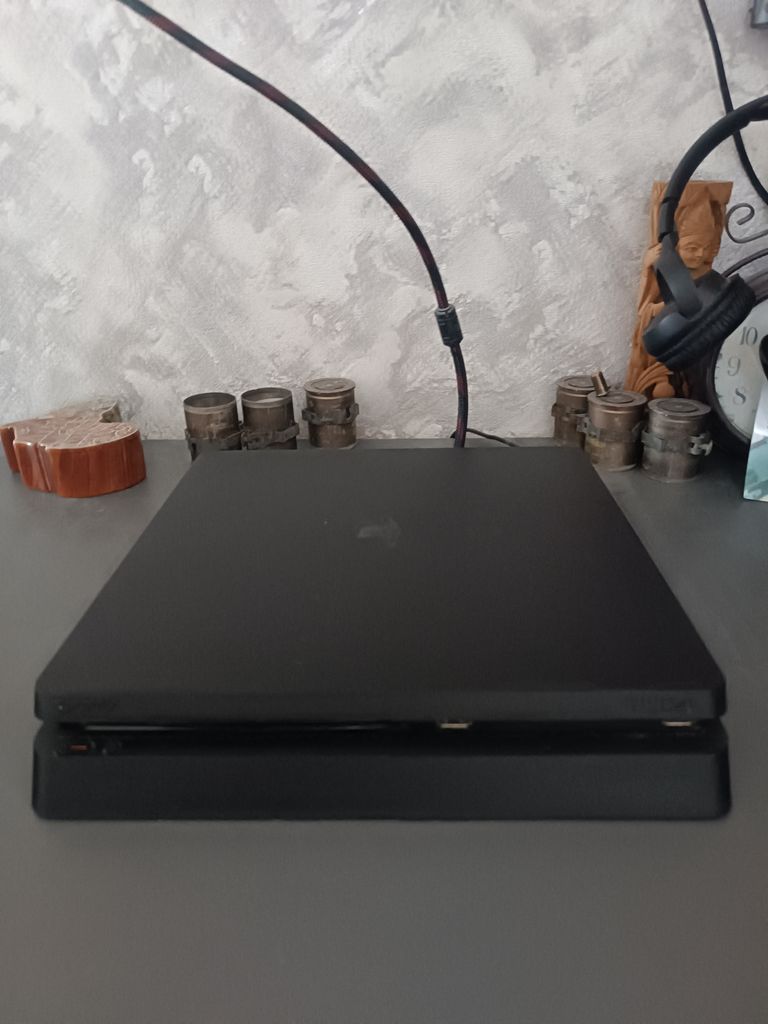 Оголошення Sony Playstation 4 Slim 500GB + Red Dead Redemption 2 Б/У