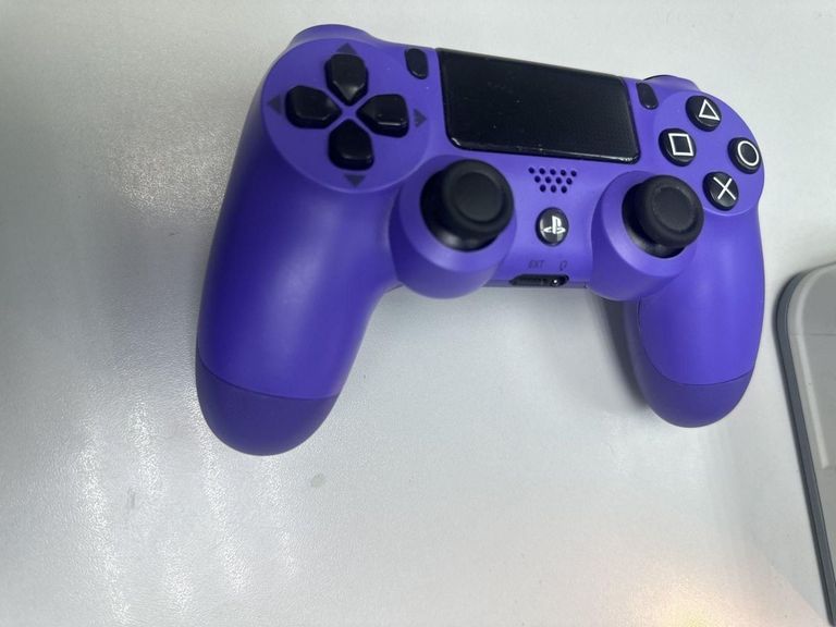 Дешево Sony dualshock 4 v2 з ломбарду