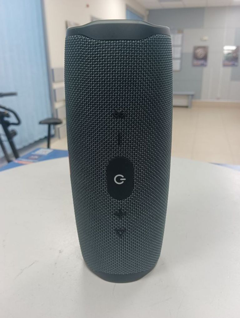 Оголошення Jbl charge essential 2 Б/У