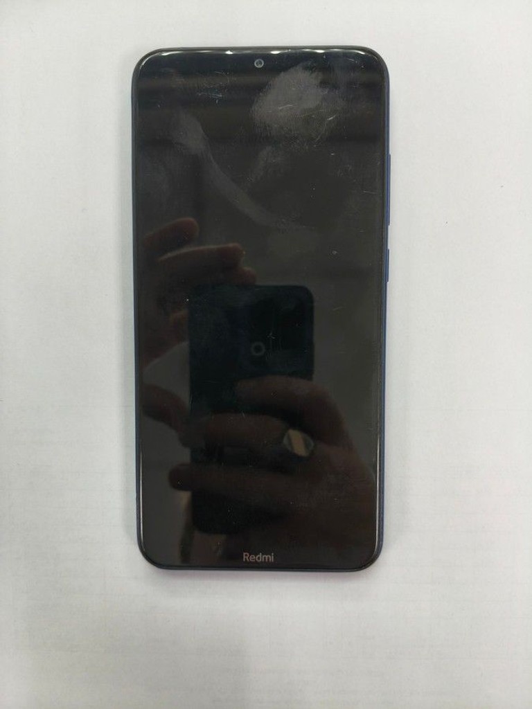 Купити Xiaomi Redmi 8 3/32GB Blue Б/У