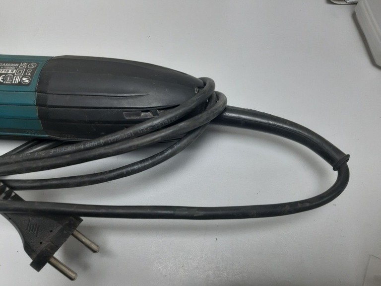 Дешево Makita GA5030R з ломбарду