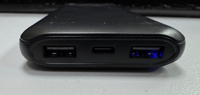 Объявление Rivacase VA2031 10000mAh Black Б/У