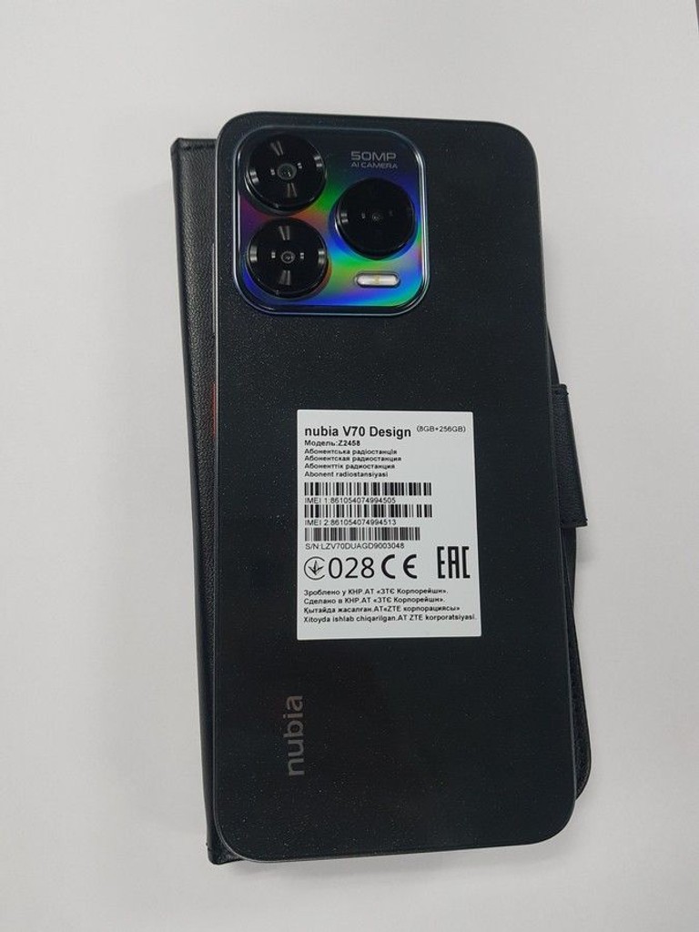 Купити Zte Nubia V70 Design 8/256GB Gray Б/У