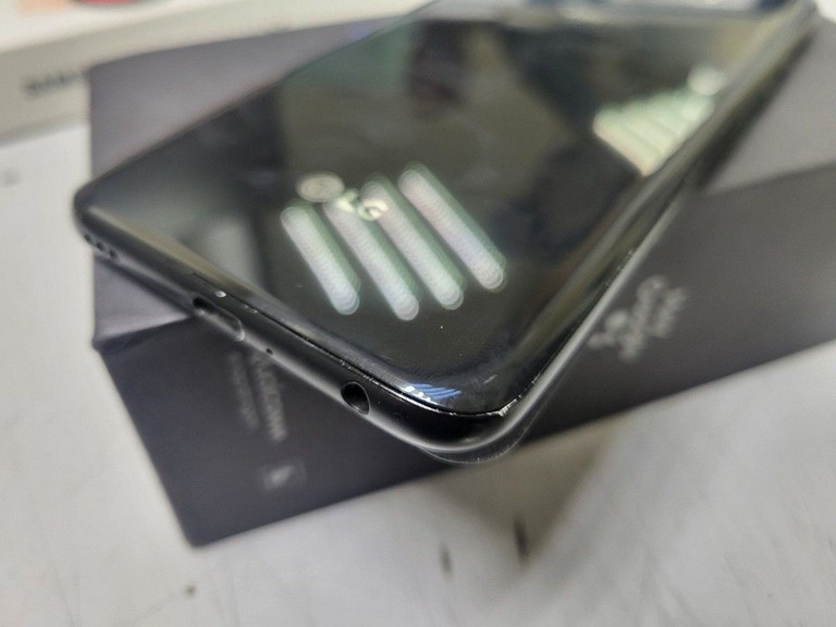 Дешево Lg g8x thinq g850um 6/128gb з ломбарду