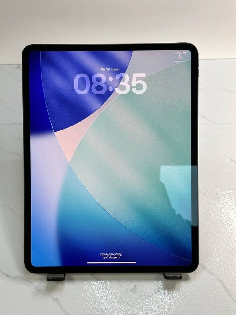 Купить Apple ipad pro 13 2024 wi-fi 256gb Б/У