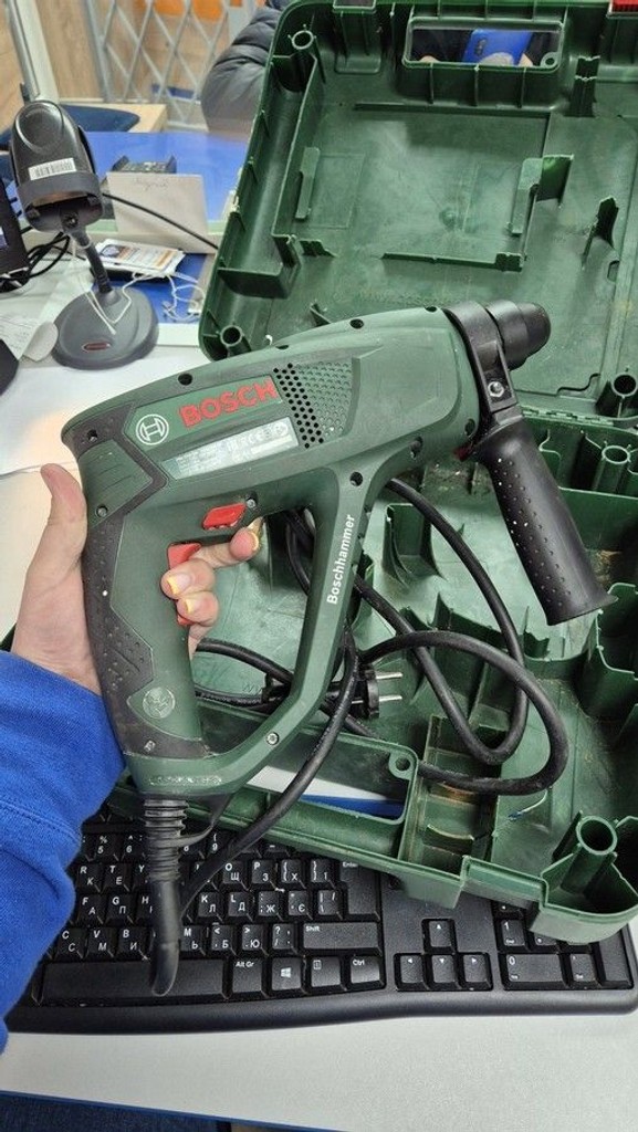 Дешево Bosch pbh 2500 sre з ломбарду