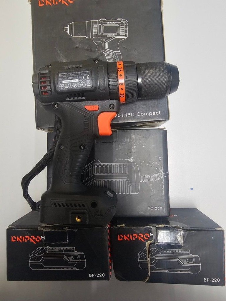 Купити Dnipro-M cd-201hbc compact 2акб 2ah зп Б/У