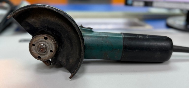 Makita 9558HN Код:01-200974097. Зображення 5