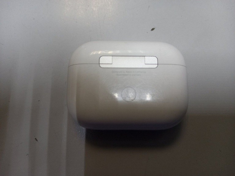 Розпродаж Apple airpods pro 2nd generation with magsafe charging case usb-c, продавець Техноскарб