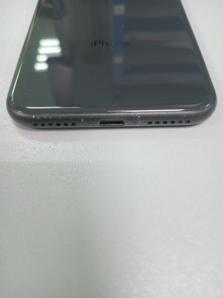 Apple iphone 8 64gb Код:01-200982091. Изображение 6