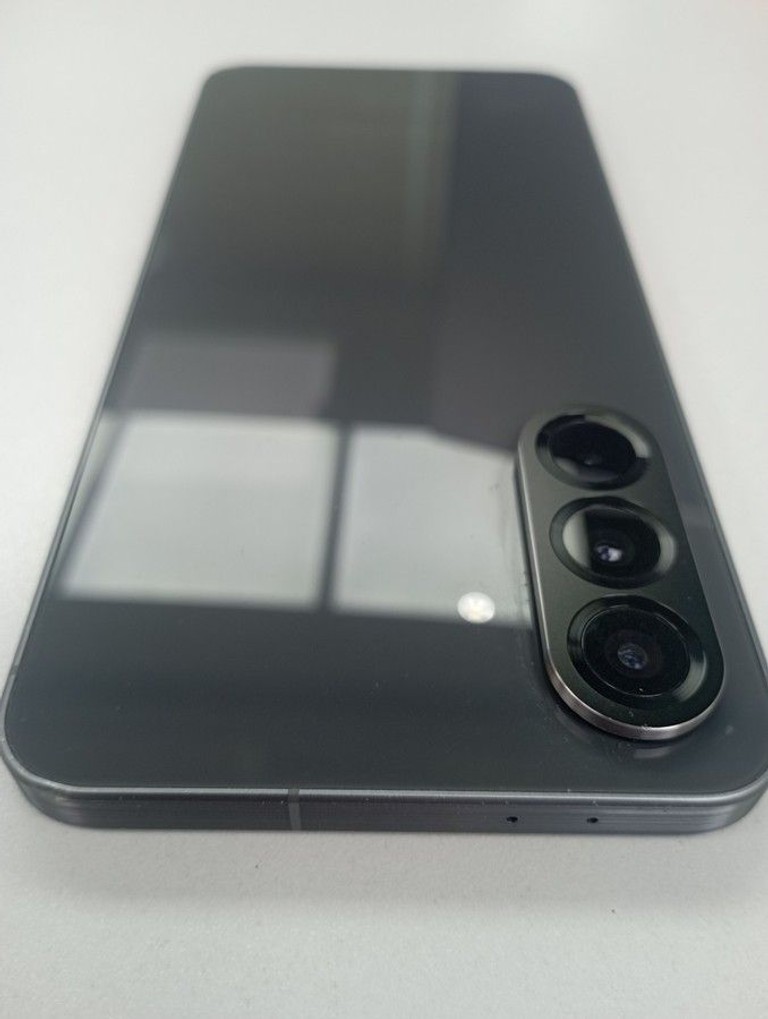 Дешиво Samsung galaxy a56 5g 8/256gb с ломбарда