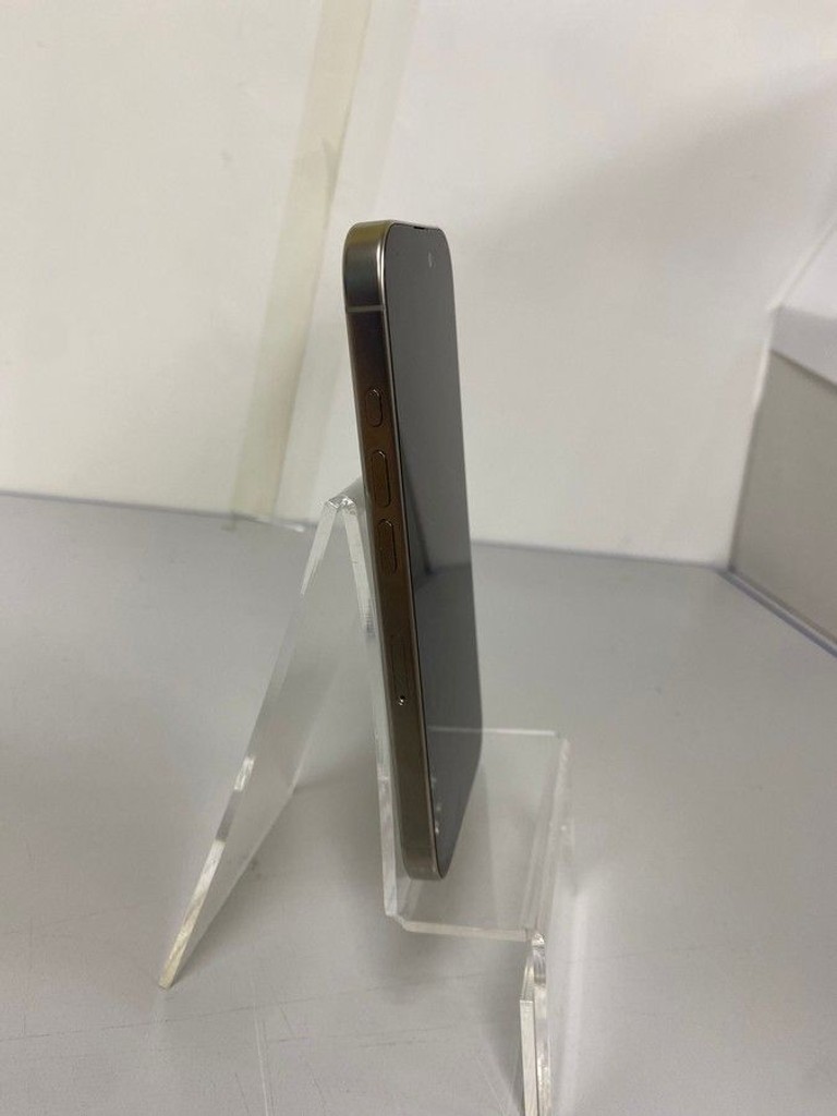 Розпродаж Apple iphone 16 pro 256gb, продавець Техноскарб