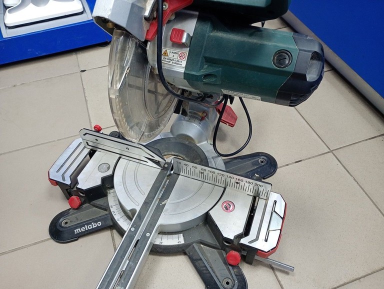 Дешево Metabo kgs 254 m з ломбарду