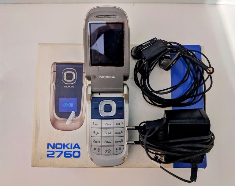 Купити Nokia 2760 Б/У