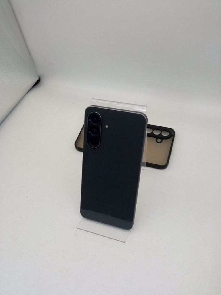 Дешево Samsung galaxy a56 5g 8/128gb з ломбарду